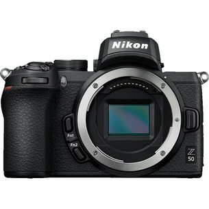 Nikon Z 50 в комплектации Kit. В комплекте поставляется объектив Nikkor Z DX 16-50mm F3.5-6.3 VR.