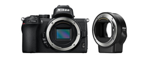Комплект Nikon Z 50 + FTZ: В комплекте камера и переходник для объективов от зеркальных камер Nikon. 
