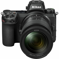 Nikon Z 7 II c китовым объективом Nikkor Z 24-70mm F/4 S