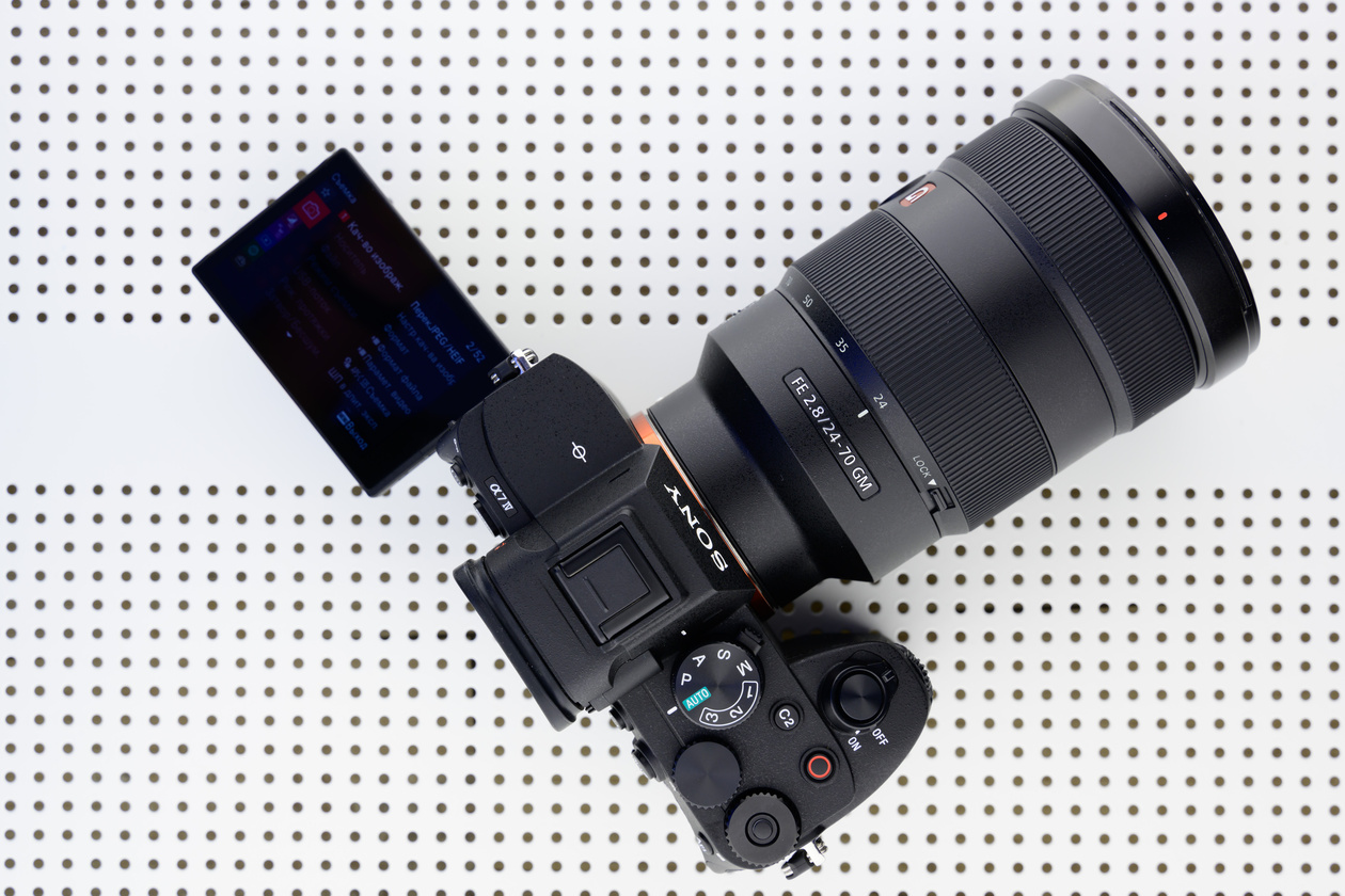 Обзор и тест беззеркальной камеры Sony A7 IV