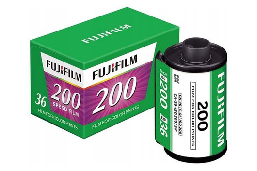 Fujifilm возобновила производство пленок C200 и C400 в Китае. Но не все так просто...