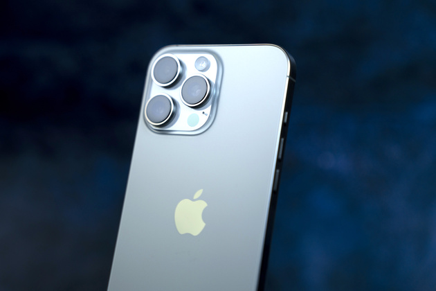 Обзор Apple iPhone 16 Pro Max: брать ли его в 2025 году?