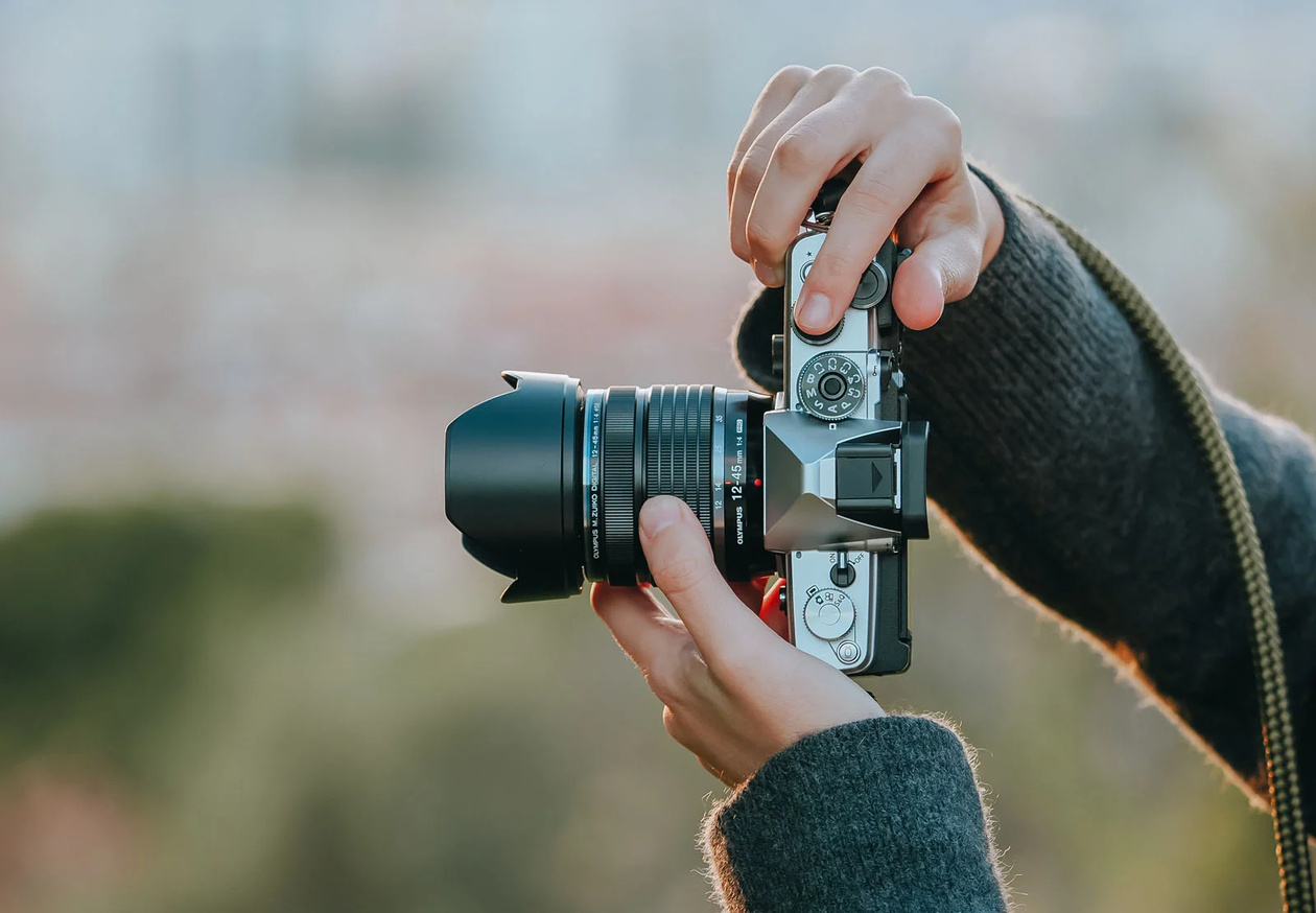 OM System OM-3: функциональность OM-1 II и эстетика серии Pen
