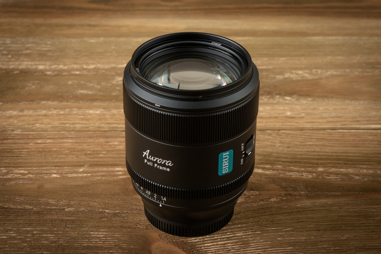 Обзор и тест объектива Sirui Aurora 85mm f/1.4 FF AF