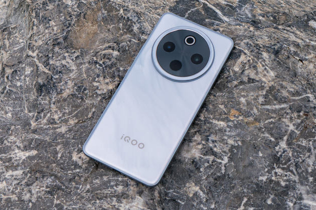 Тест смартфона iQOO Z10