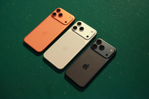 iPhone 17 Pro и iPhone 17 Pro Max уже в России (живые фотографии)