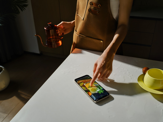 В России начались продажи REDMI 17 с аккумулятором на 7500 мАч